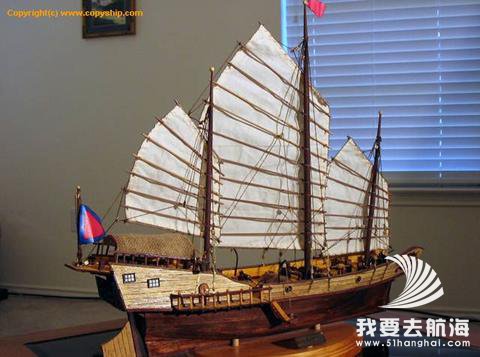 明代八橹帆船