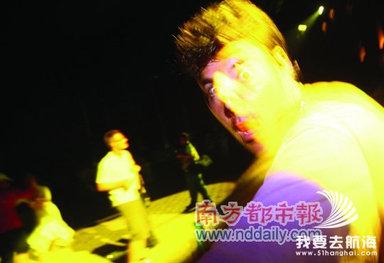 南方都市报:绅士,这么玩!